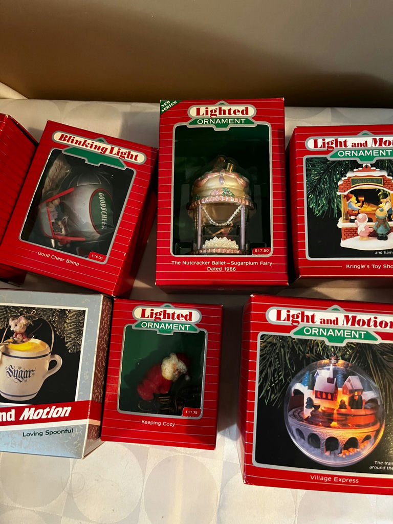 Boxed Lighted Christmas Ornaments - image 2 of 3