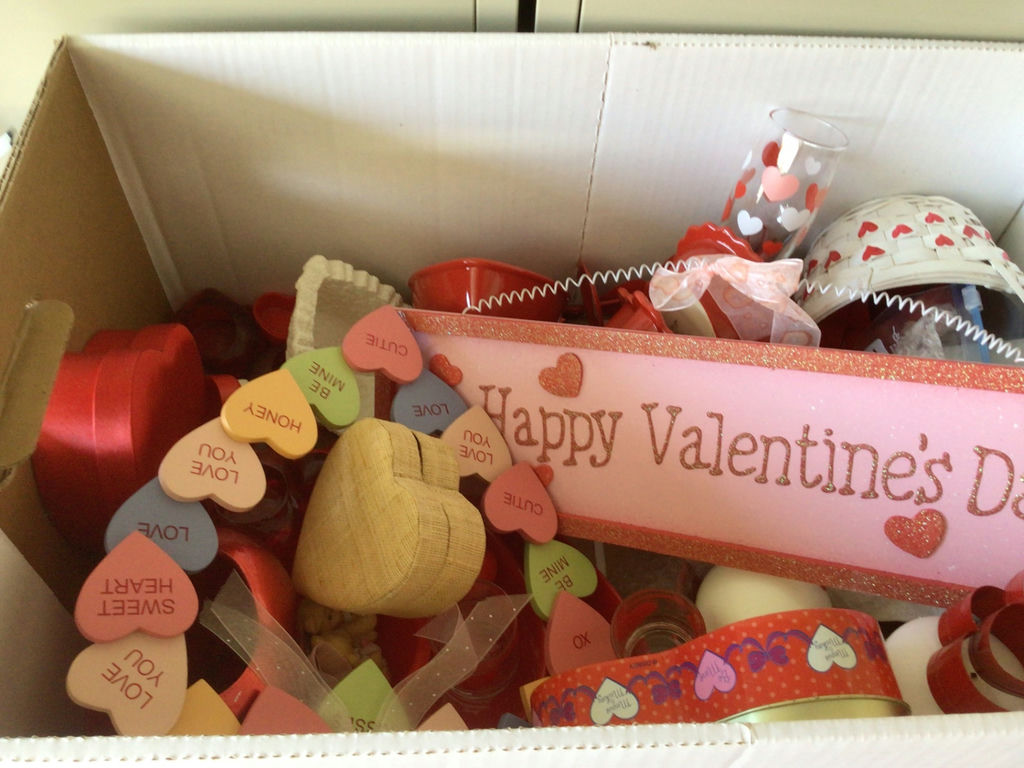 Valentine's Day Decorations and Craft Supplies - image 1 of 4