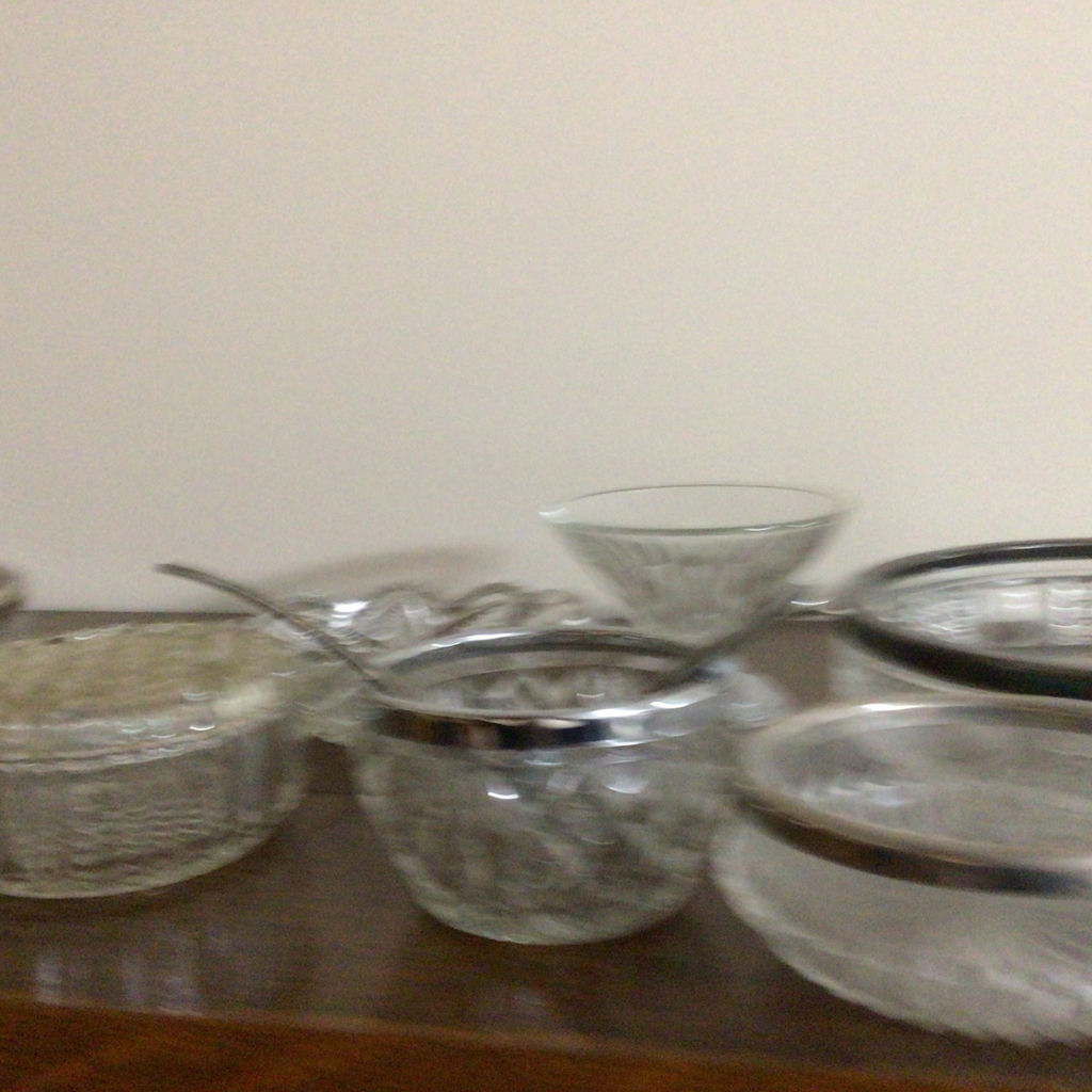 RrAssorted Clear Glass Serving Bowls and Dishes - image 4 of 5