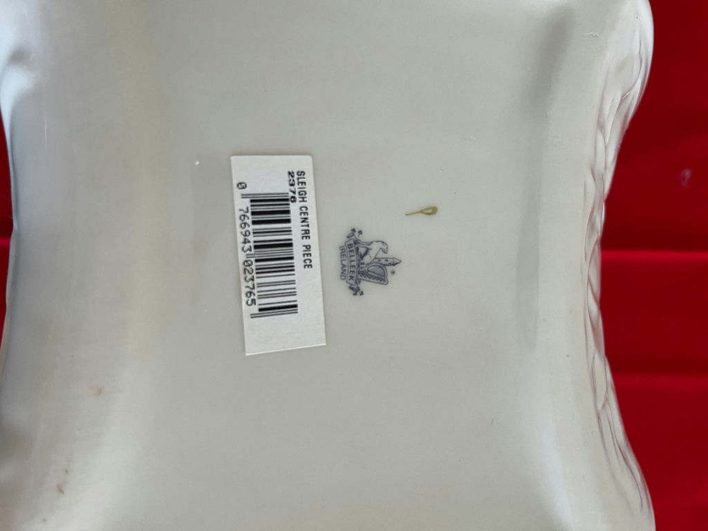 White Belleek ceramic sleigh-shaped decorative holder - image 3 of 3