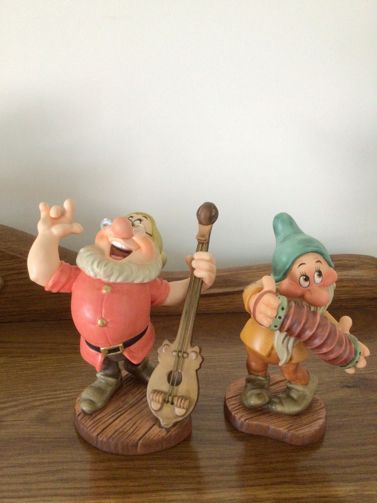 Snow White and the Seven Dwarfs figurine pair with Certificates of Authenticity - image 1 of 5