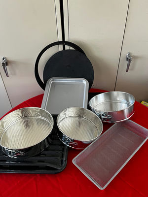 Bakeware set with springform pans and rectangular bakeware - Image 1 of 1