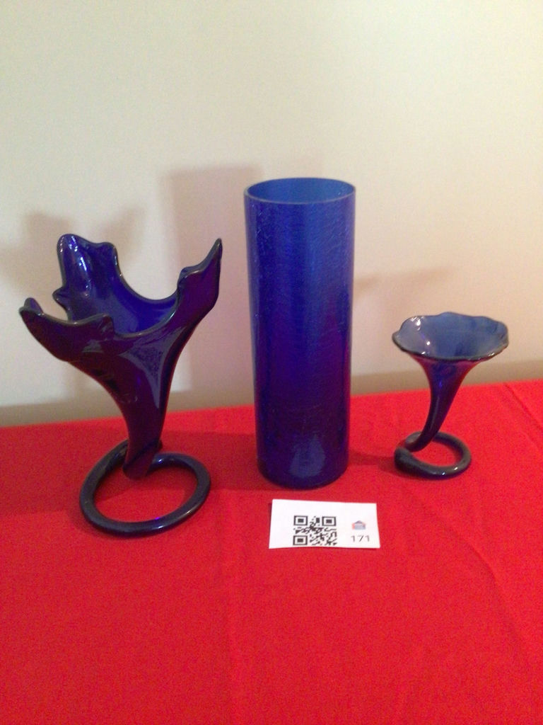 Blue cobalt glass vase and two decorative sculptures - image 1 of 3