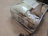Bedding Set and Decorative Pillows - thumbnail 4 of 8
