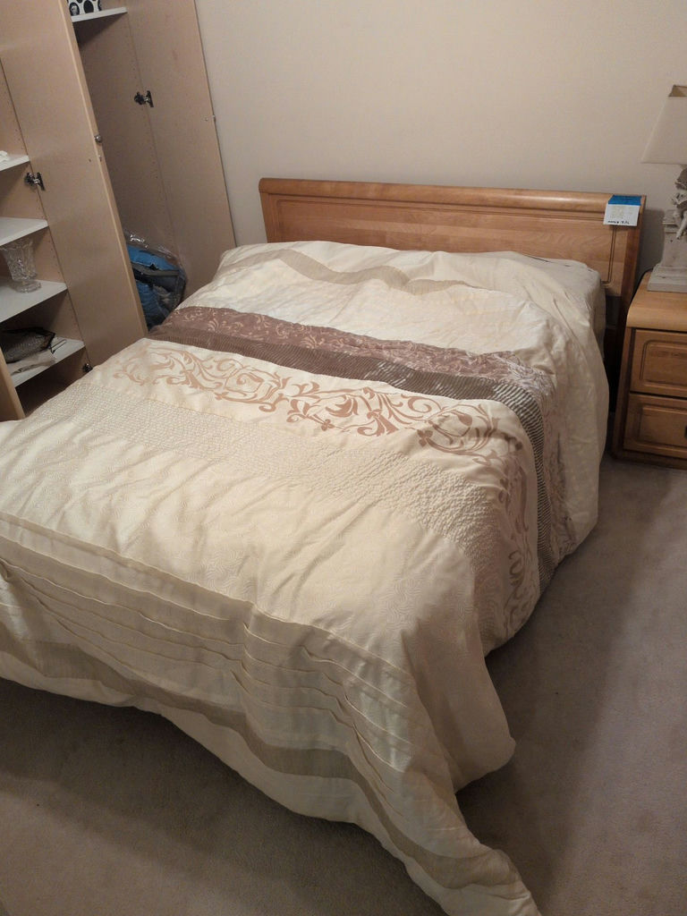Double Size Bedding Set with Pillows and Decorative Cushion - image 3 of 6