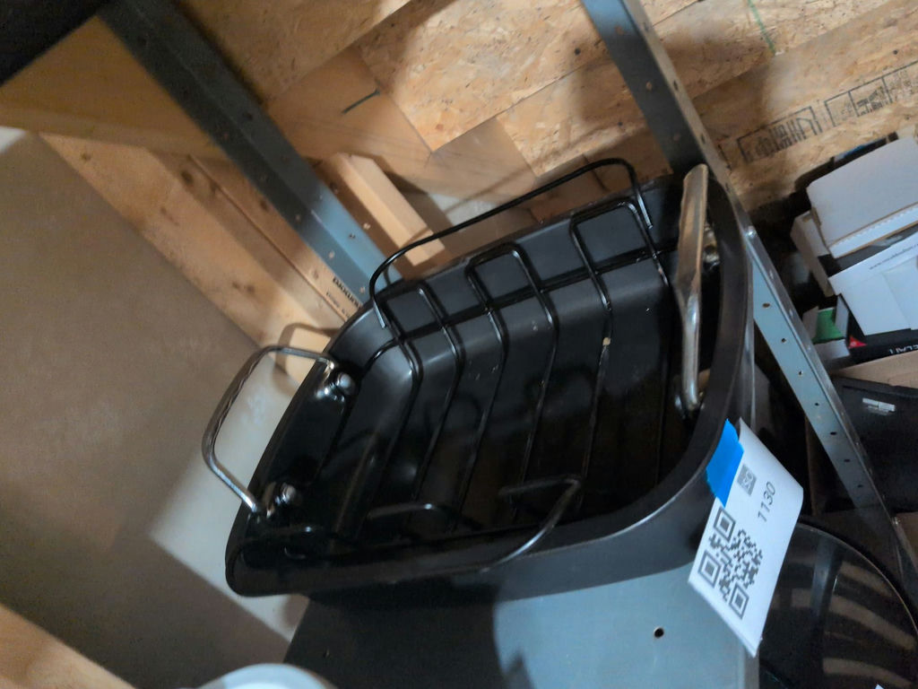 Roasting Pan with Rack - image 2 of 4