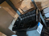 Roasting Pan with Rack - thumbnail 2 of 4