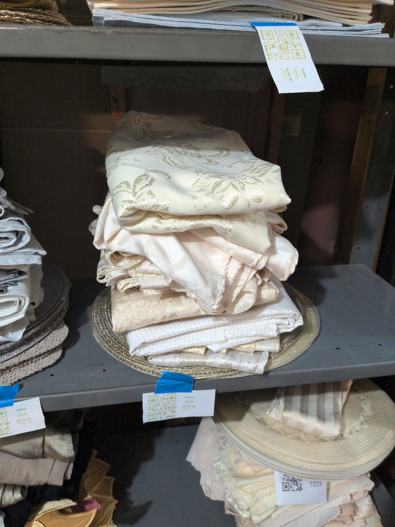 Assorted Table Linens and Placemats - image 1 of 7