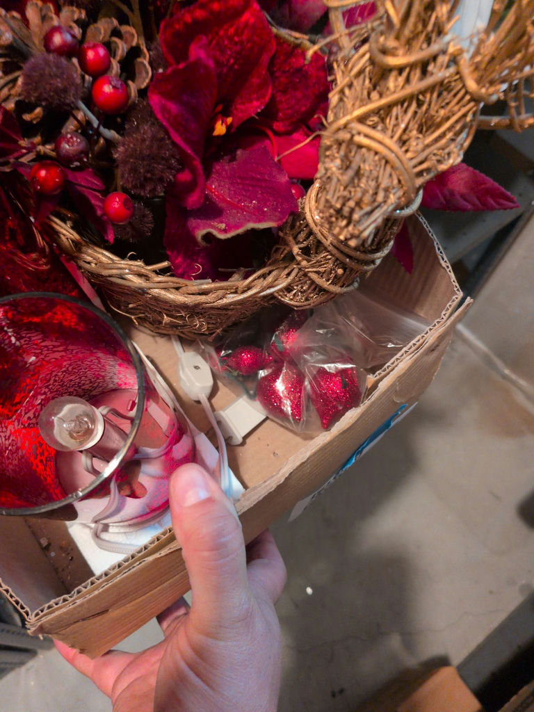 Christmas Holiday Decor Assortment - image 7 of 8