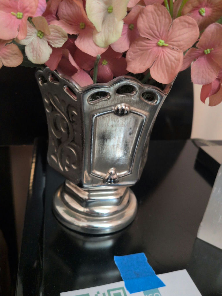 Decorative Flower Arrangement and Quartz Desk Clock - image 5 of 6
