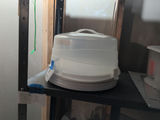 Round Cake Carrier and Rotating Cake Stand - thumbnail 4 of 5