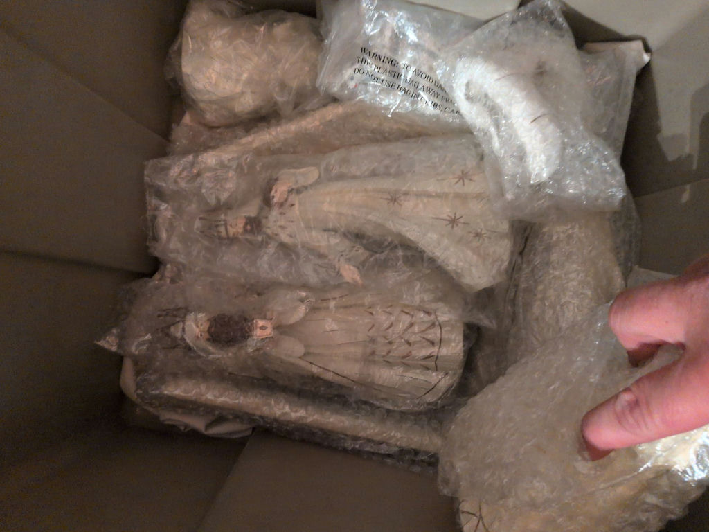 Storage Bin of Nativity and Decorative Figurines - image 12 of 16