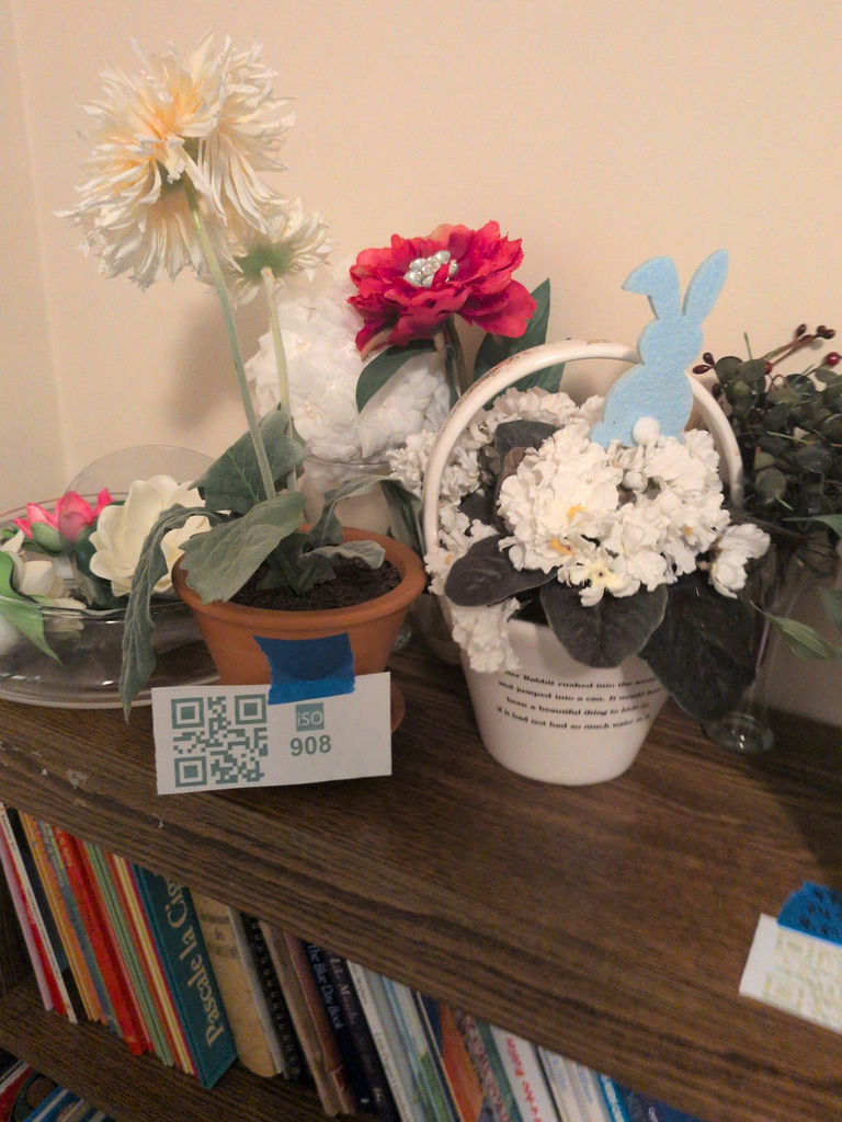 Artificial Flower Arrangements and Decorative Floral Pieces - image 4 of 7