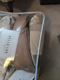 Bedding Set and Decorative Pillows - thumbnail 3 of 8