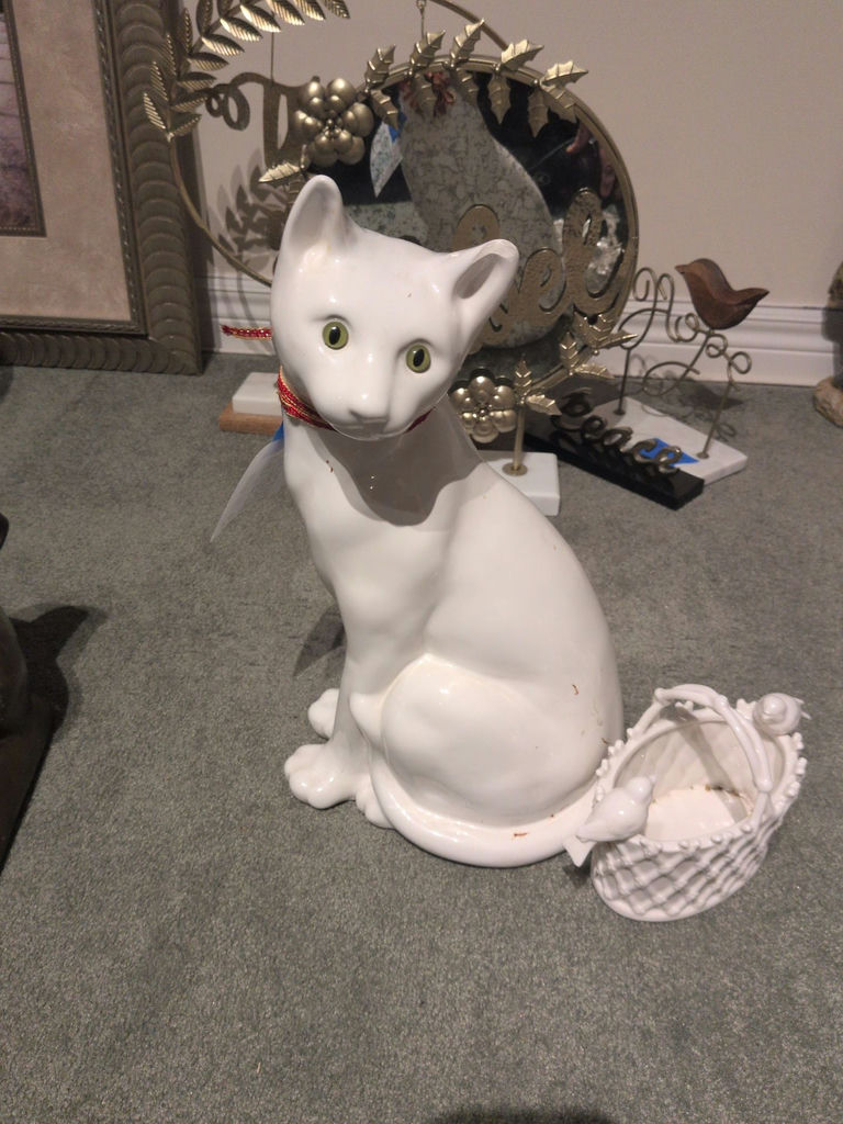 White Ceramic Cat Figurine and Victorian Bird Gracie China Basket - image 2 of 5