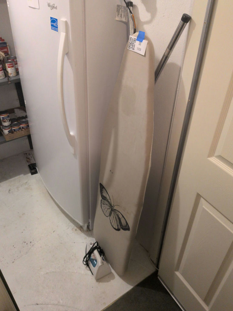 Sunbeam Steam Master Iron and Ironing Board - image 1 of 7