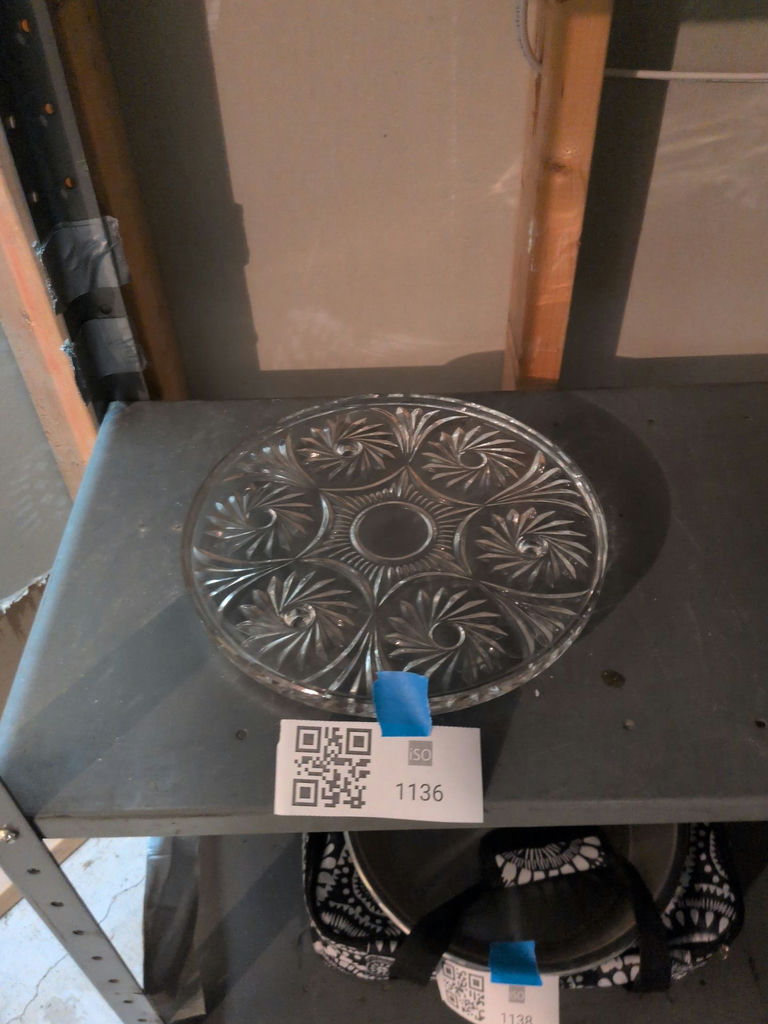 Glass Serving Plate - image 1 of 4