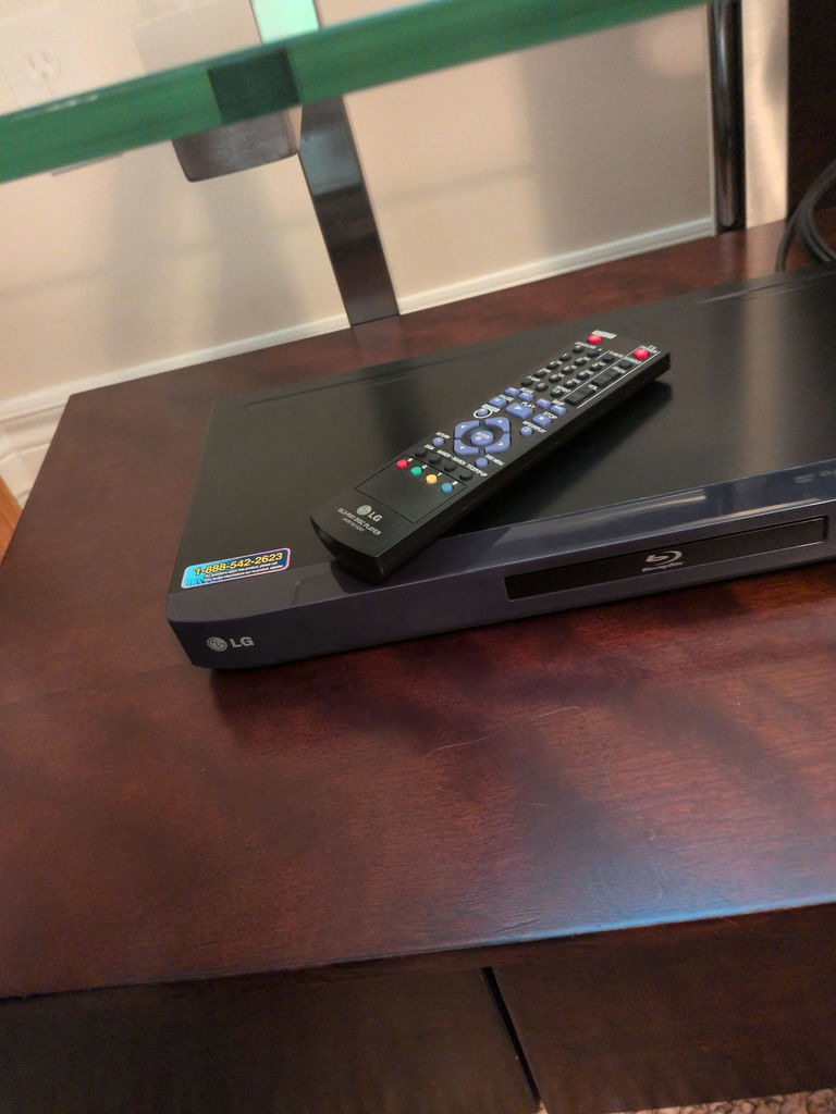 LG Blu-ray Disc Player with Remote - image 5 of 7