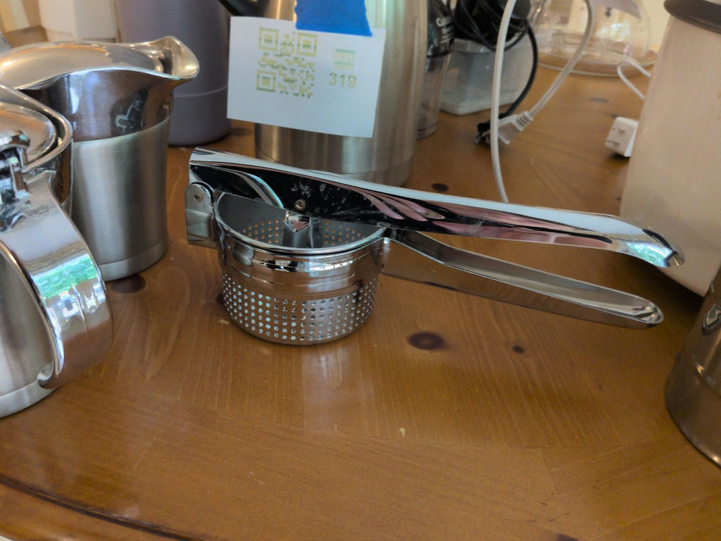 Stainless Steel Kitchen Utensils and Presses - image 4 of 7