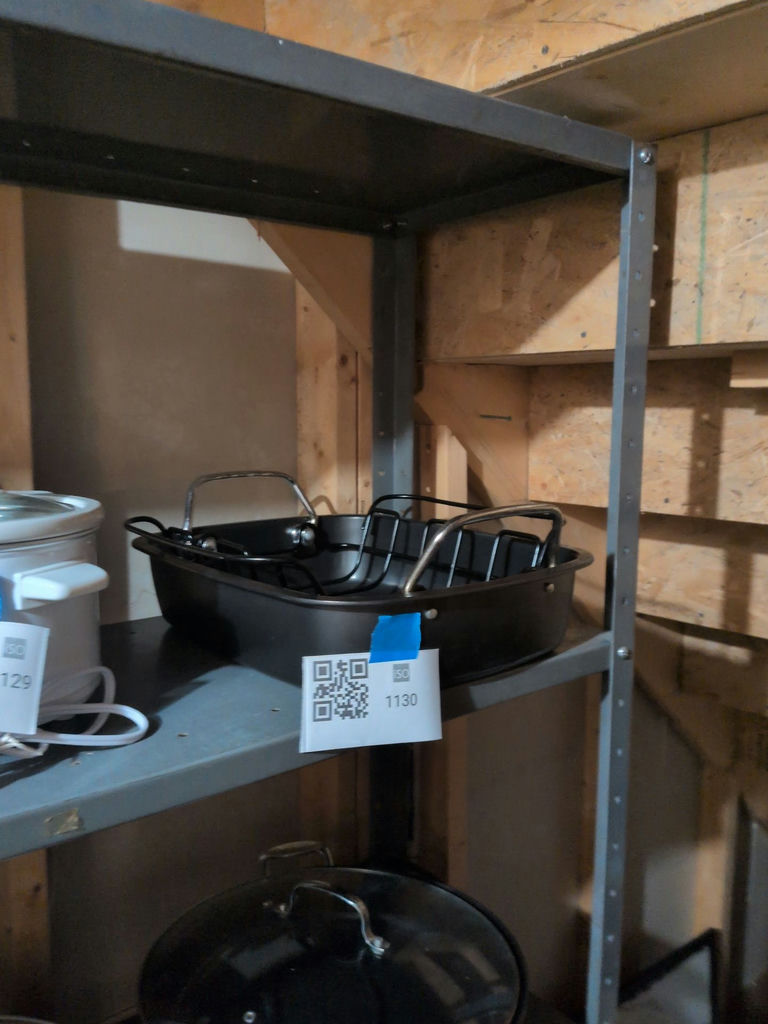 Roasting Pan with Rack - image 1 of 4