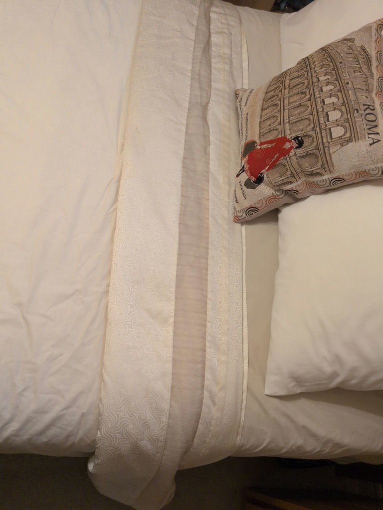 Double Size Bedding Set with Pillows and Decorative Cushion - image 2 of 6