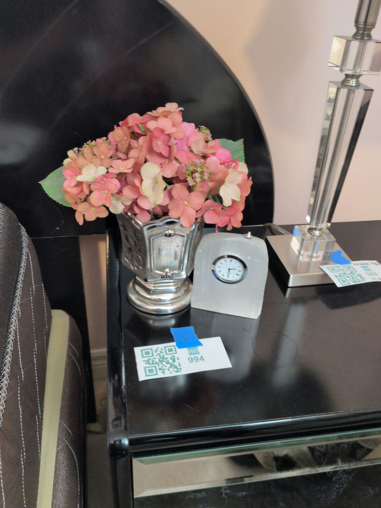 Decorative Flower Arrangement and Quartz Desk Clock - image 1 of 6