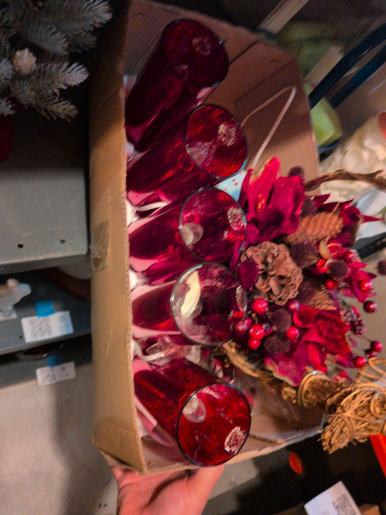 Christmas Holiday Decor Assortment - image 8 of 8