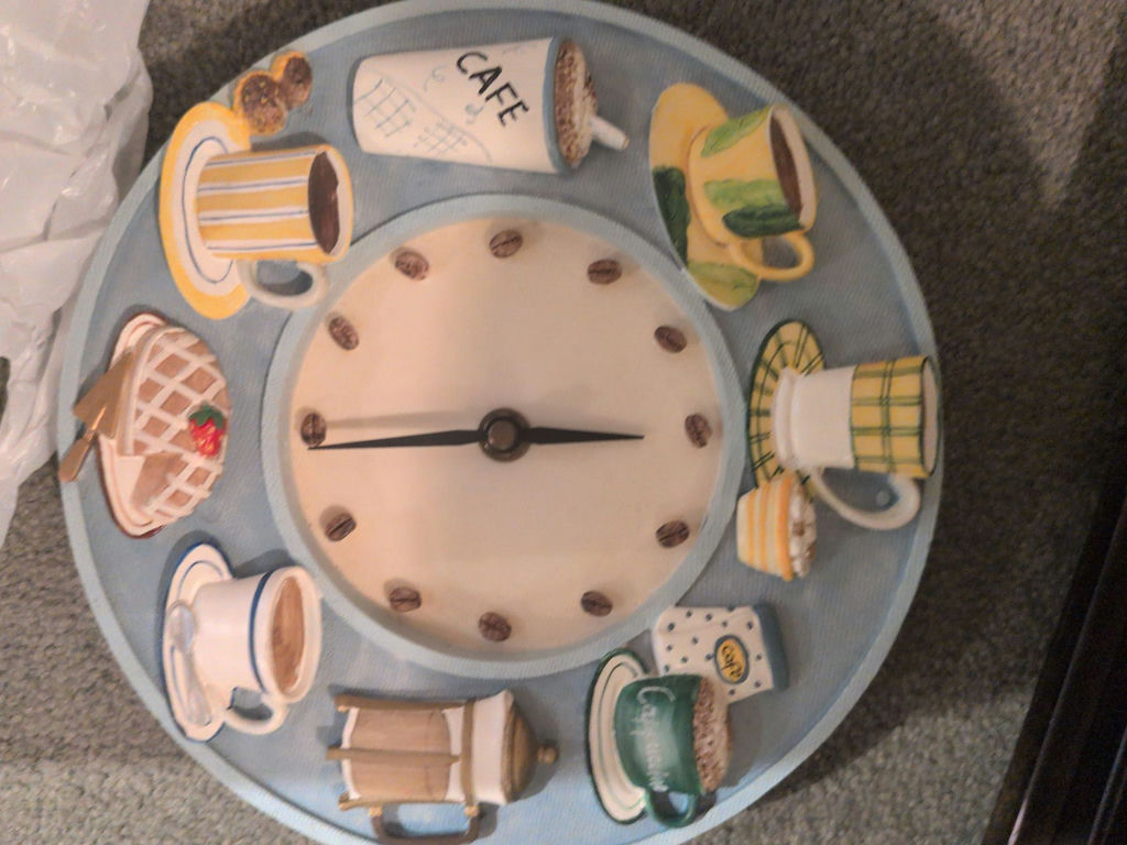Decorative Mantle Clocks - image 8 of 9