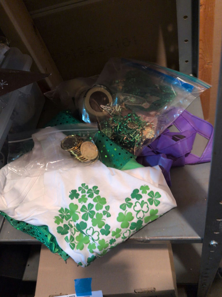 St. Patricks Day and Halloween Decorations Assortment - image 2 of 7