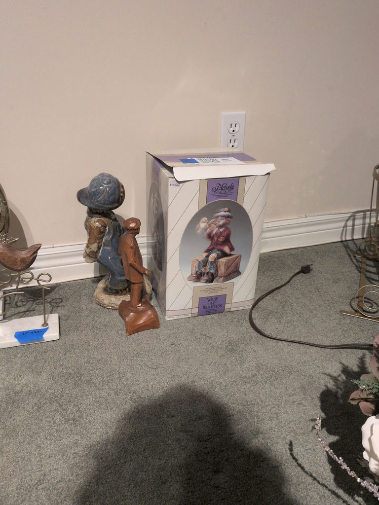 Melody in Motion Willie the Trumpeter Figurine and Decorative Statues - image 1 of 7
