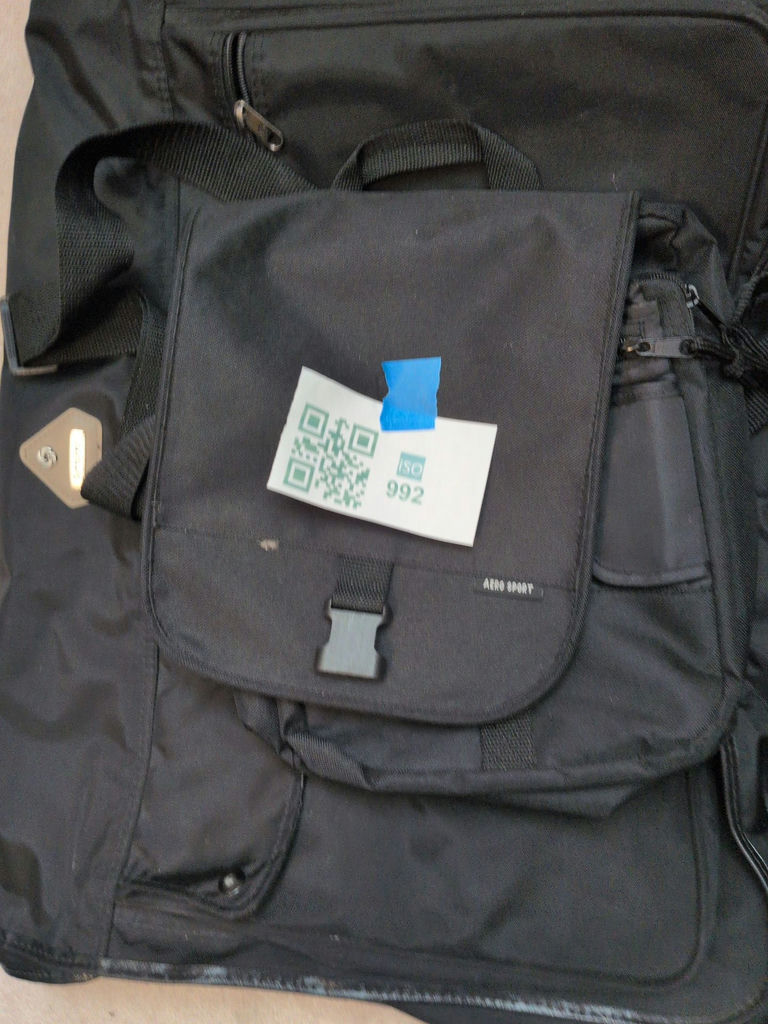 Aero Sport Shoulder Bag And A Samsonite Garment Bag - image 8 of 8