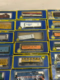 AHM Ho Trains  - thumbnail 6 of 9