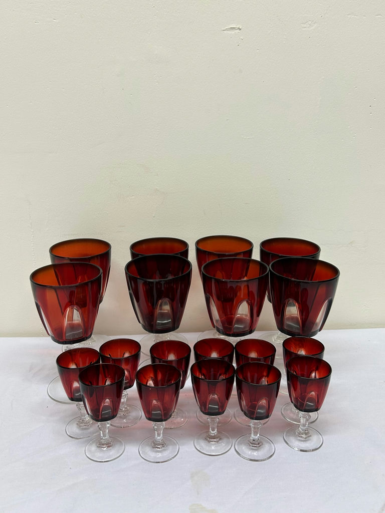 Cristal d'Arques-Durand RubyRed Goblets - image 2 of 5