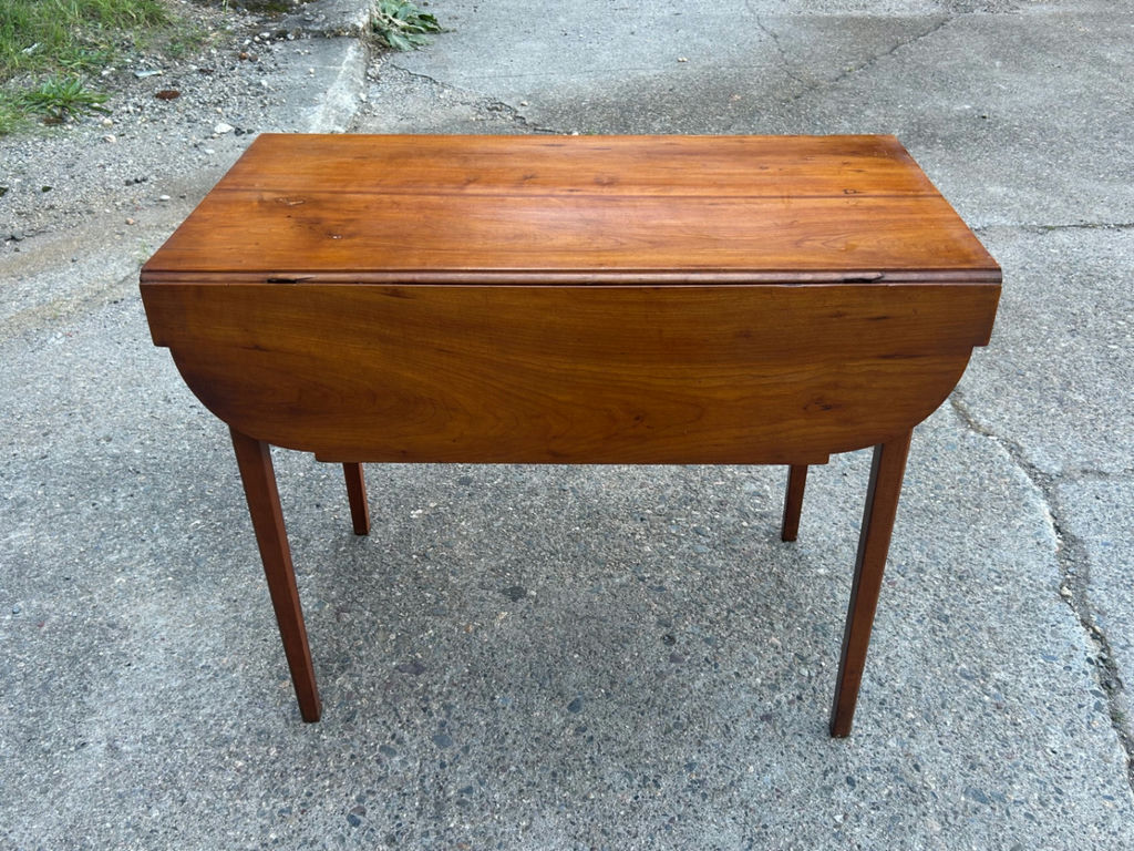 Antique Drop Leaf Table - image 3 of 5
