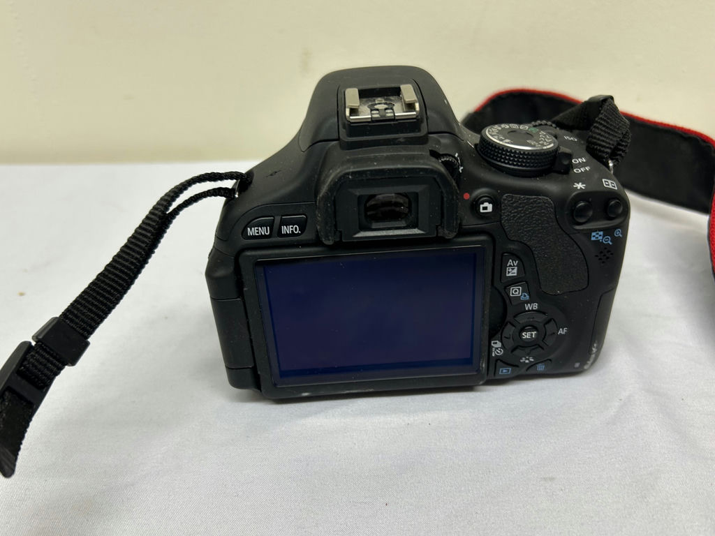 Canon EOS Rebel T3i Camera  - image 4 of 6