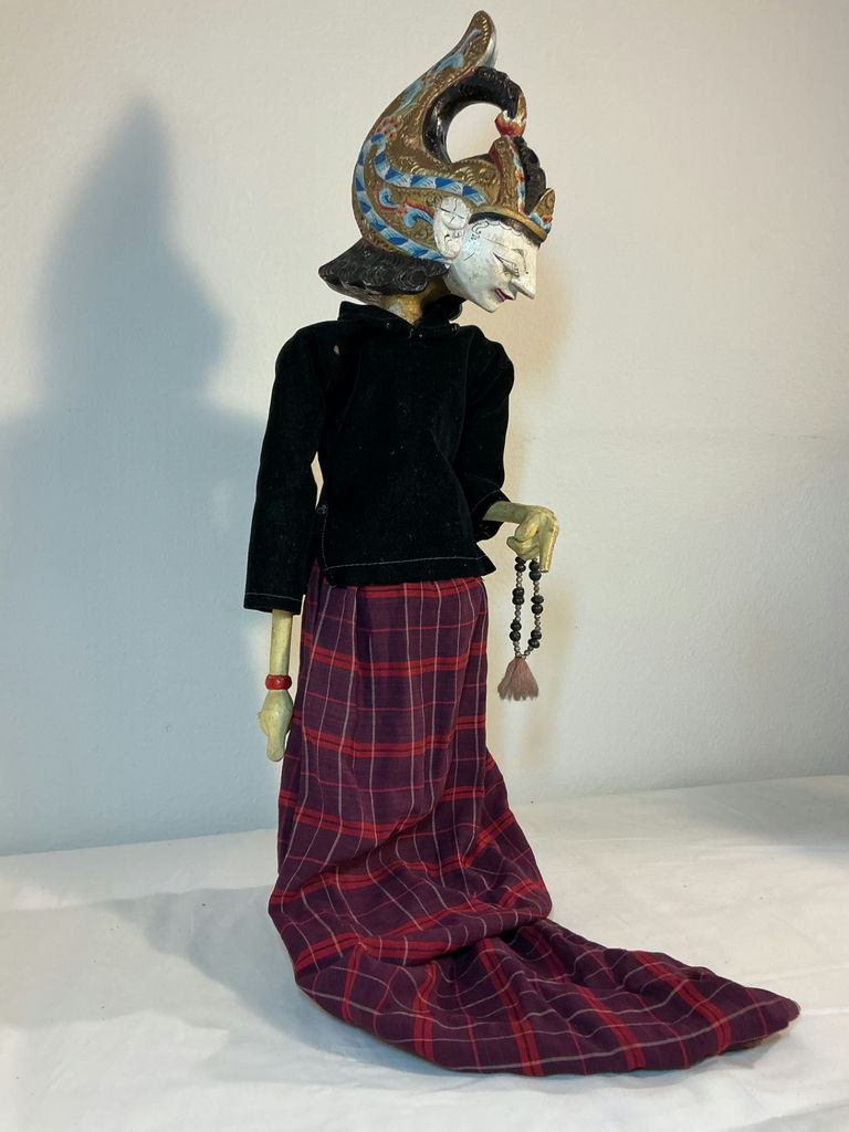 Balinese Wooden Puppets #5 - image 3 of 7