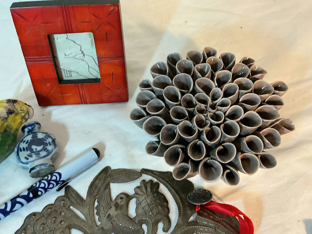 Milagros and more - image 6 of 8