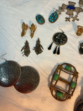 Jewelry assortment - thumbnail 10 of 11