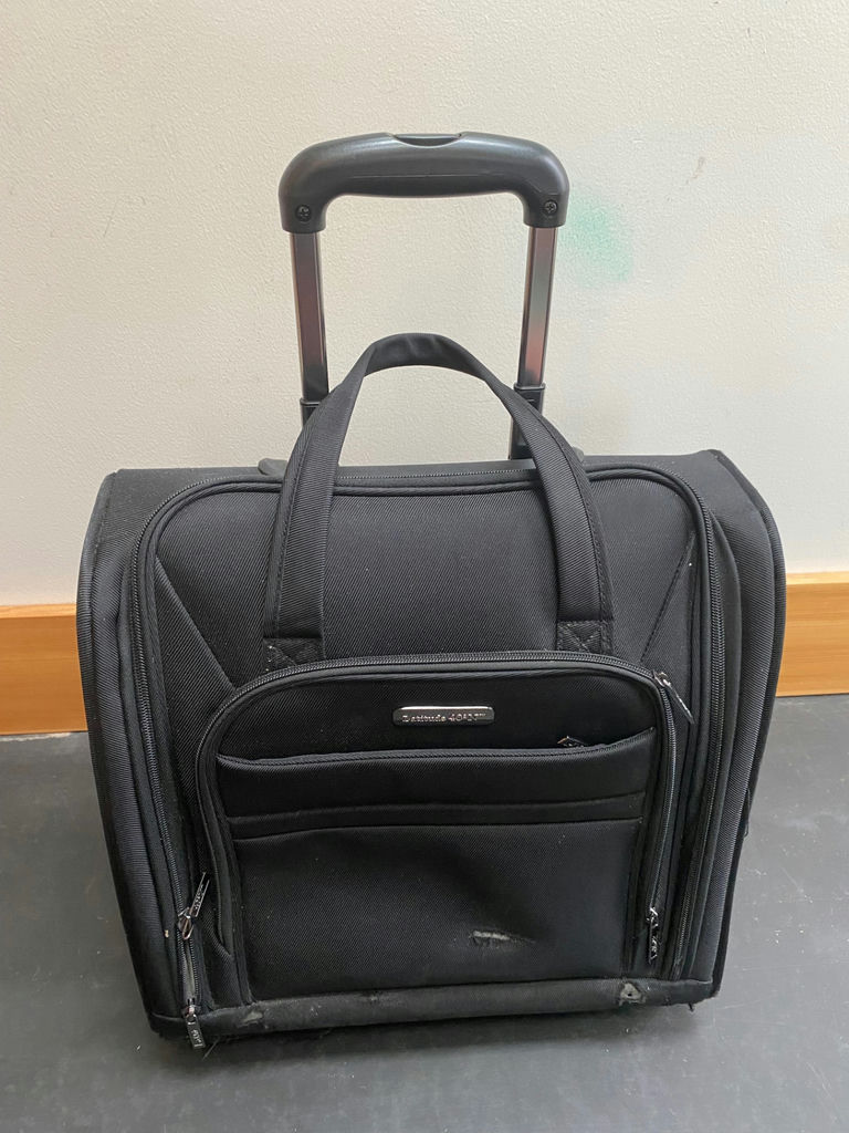 Hard and Soft Luggage - image 6 of 6