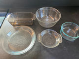 Collection of Pyrex storage containers - thumbnail 5 of 6