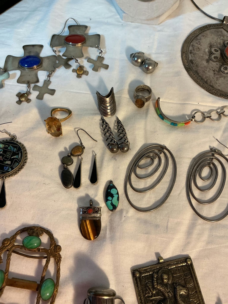 Jewelry assortment - image 9 of 11