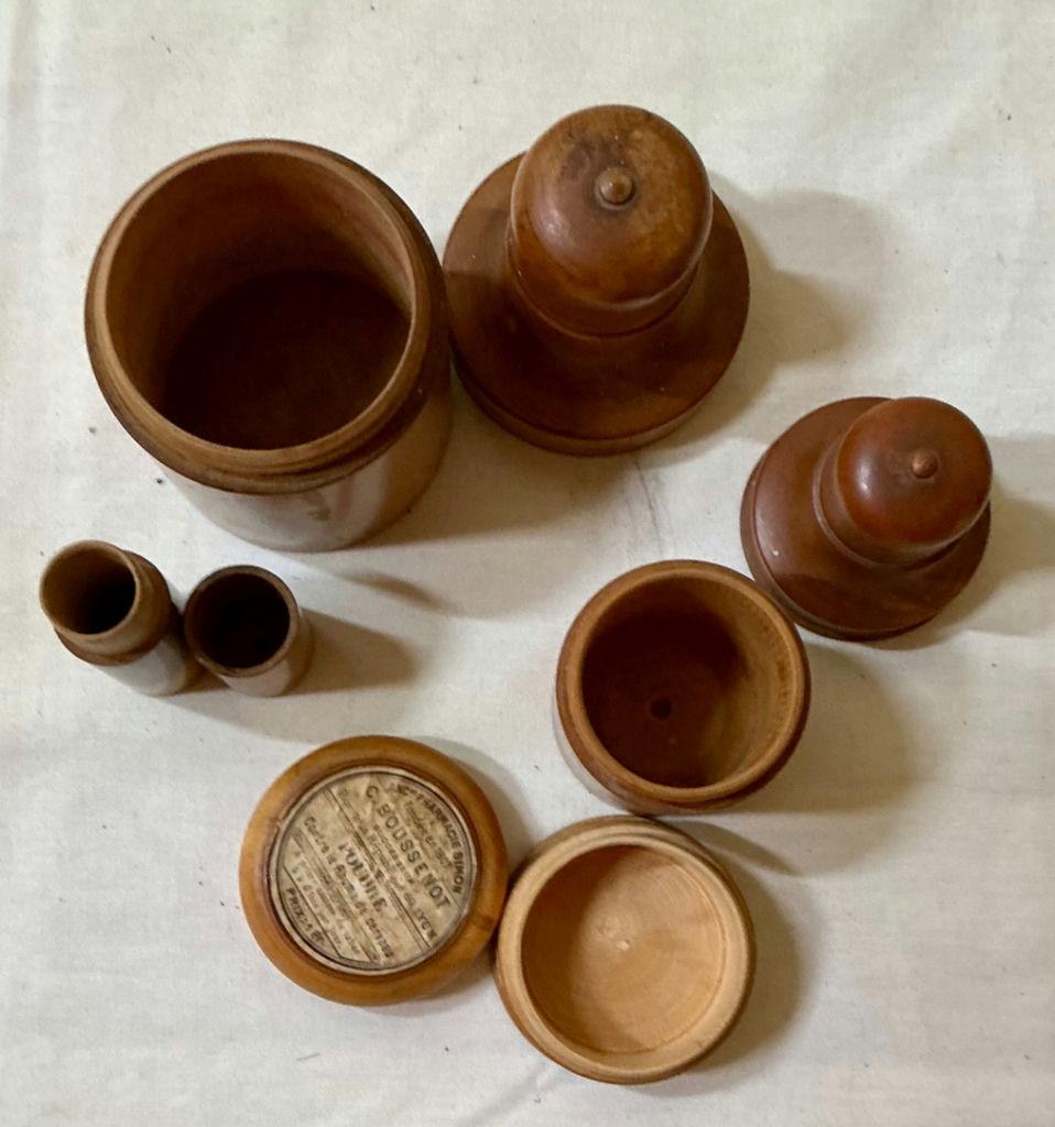 Folk Art Wood containers and Tray - image 3 of 5
