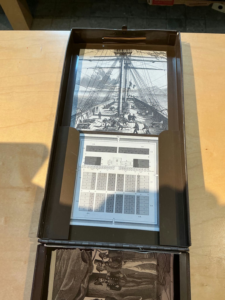 Unique boxes - image 8 of 9