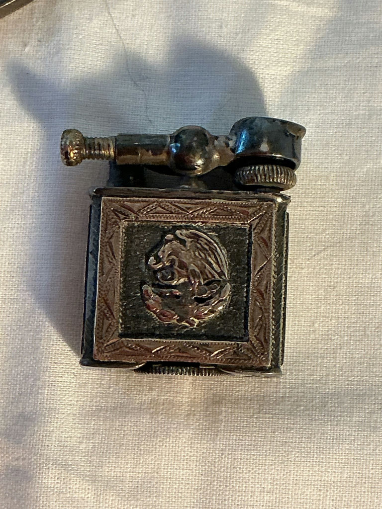 Metal oddities and foreign coins - image 4 of 9