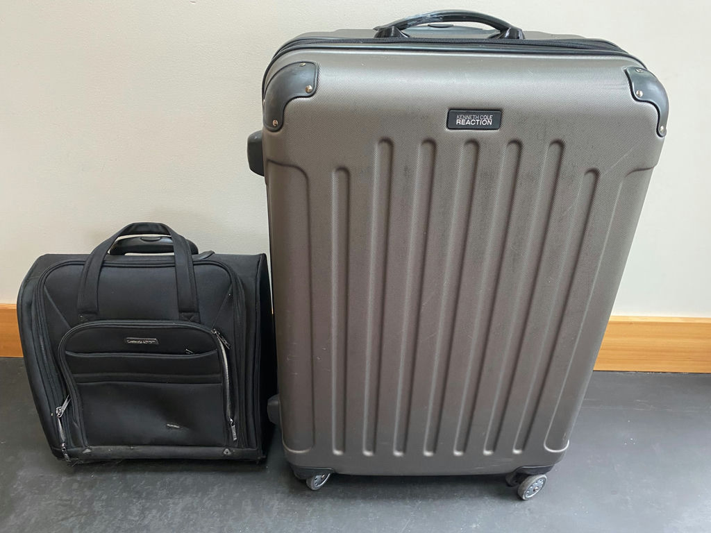 Hard and Soft Luggage - image 2 of 6