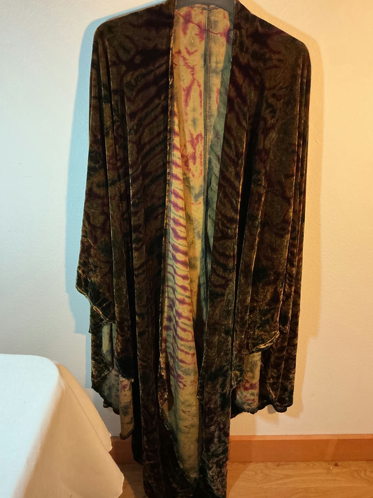 Serapes and sarong - image 4 of 7