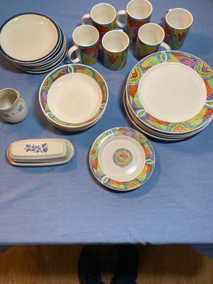 Casual Settings Stoneware Dinnerware Set with Multicolor Border, Pflattzgraff butter dish - Image 1 of 8