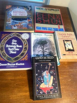Astrology, Feng Shui, Nature Signs and Native Spirituality Books - Image 1 of 7