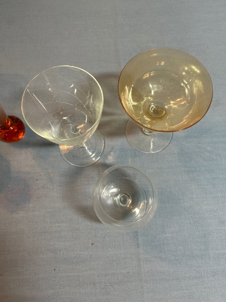 Assorted glassware and decorative glass sculptures - image 5 of 9