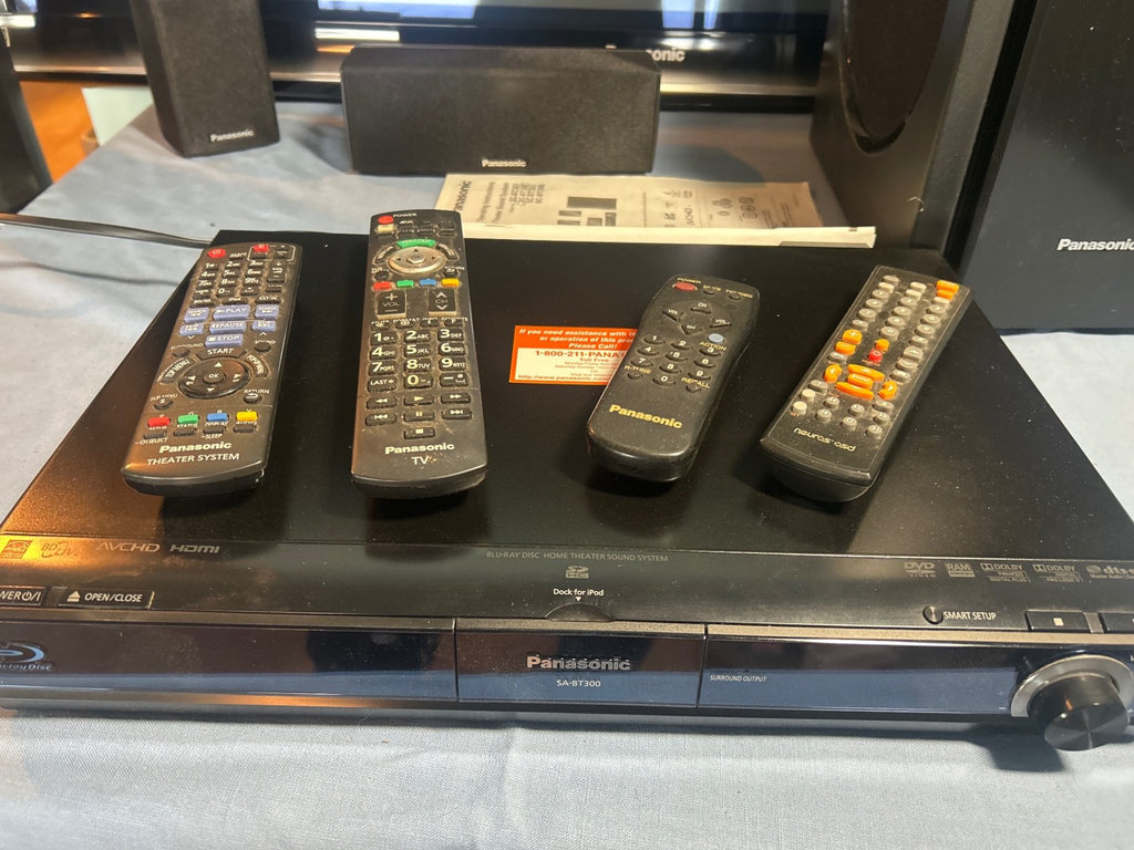 Panasonic Blu-ray Home Theater System - image 2 of 9